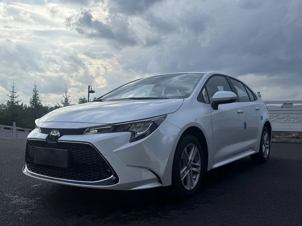 Автомобиль Toyota Levin — основное фото