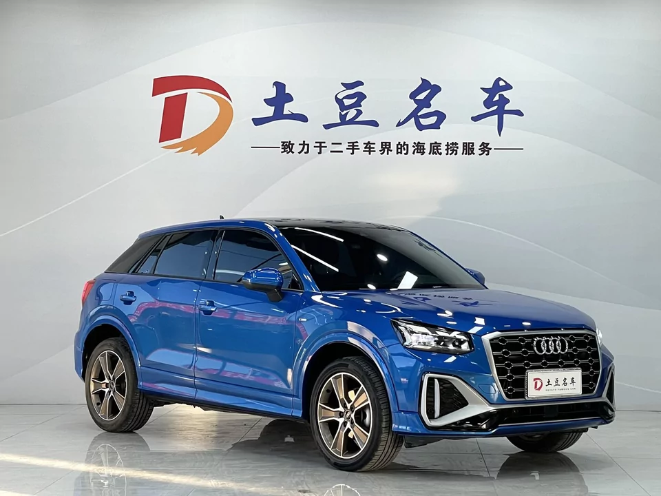 Автомобиль Audi Q2L — основное фото